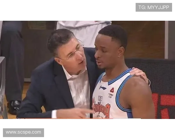 福建队签下皮特森替代特莱斯月底到队助力新赛季